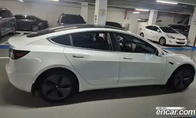Tesla Model 3 2020 гидро, миниатюра 3