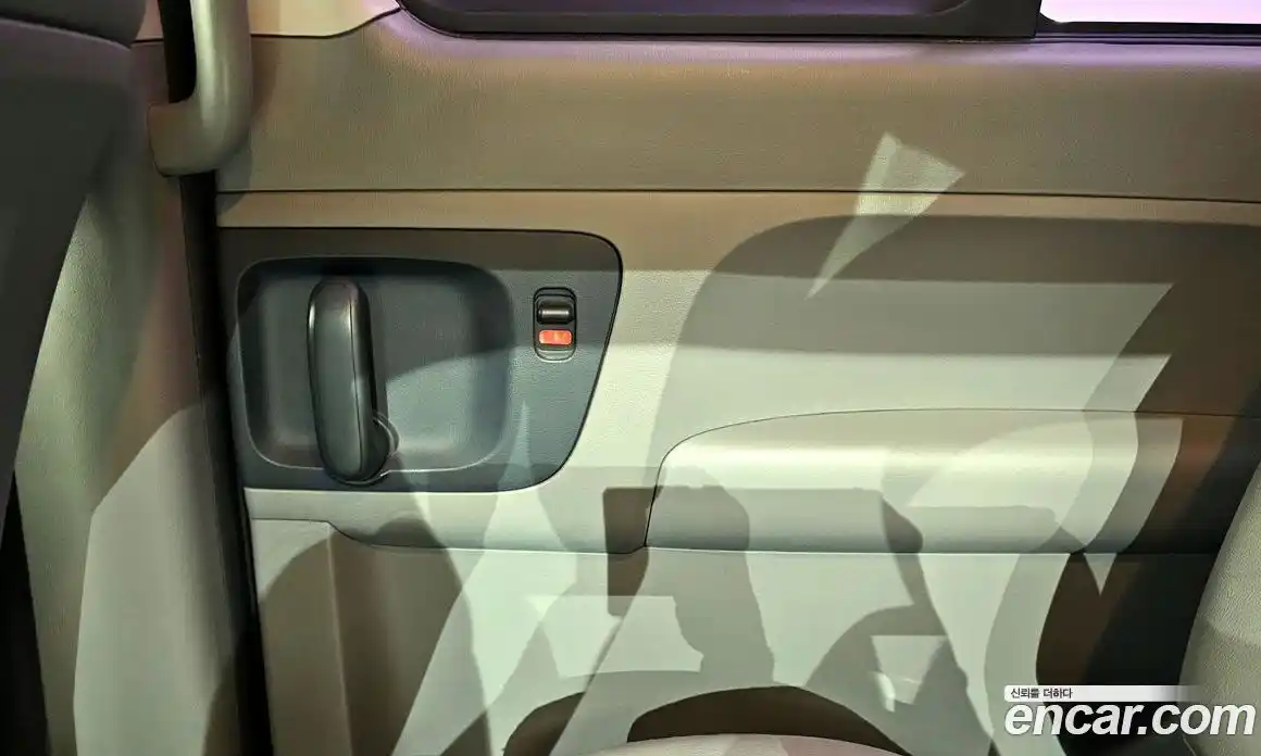 Hyundai Starex 2015 2.5 автомат (гидро), фото 15