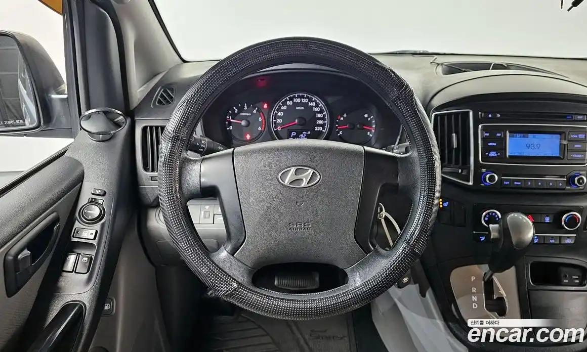 Hyundai Starex 2015 2.5 автомат (гидро), фото 18