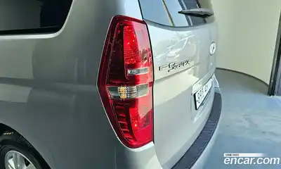Hyundai Starex 2015 2.5 автомат (гидро), миниатюра 9