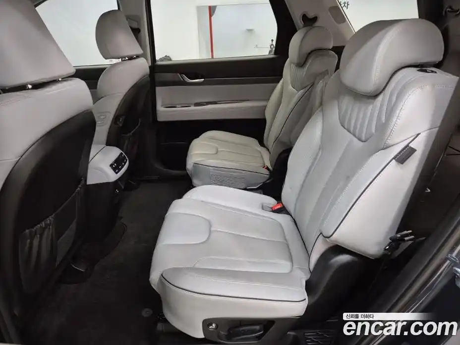 Hyundai Palisade 2024 3.8 автомат (гидро), фото 12