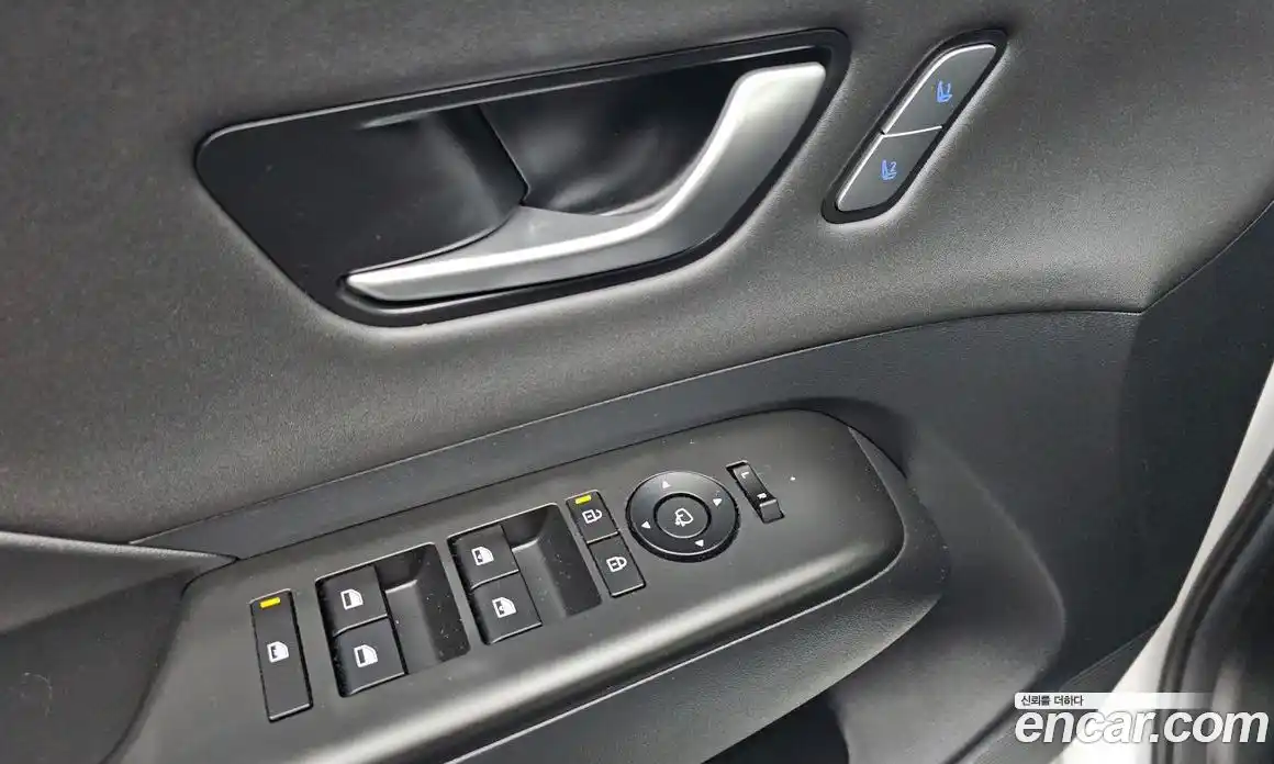 Hyundai Kona 2023 0.2 автомат (гидро), фото 32