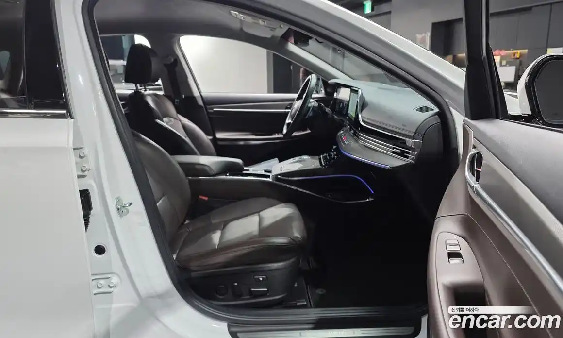 Hyundai Grandeur 2021 3.3 автомат (гидро), фото 16