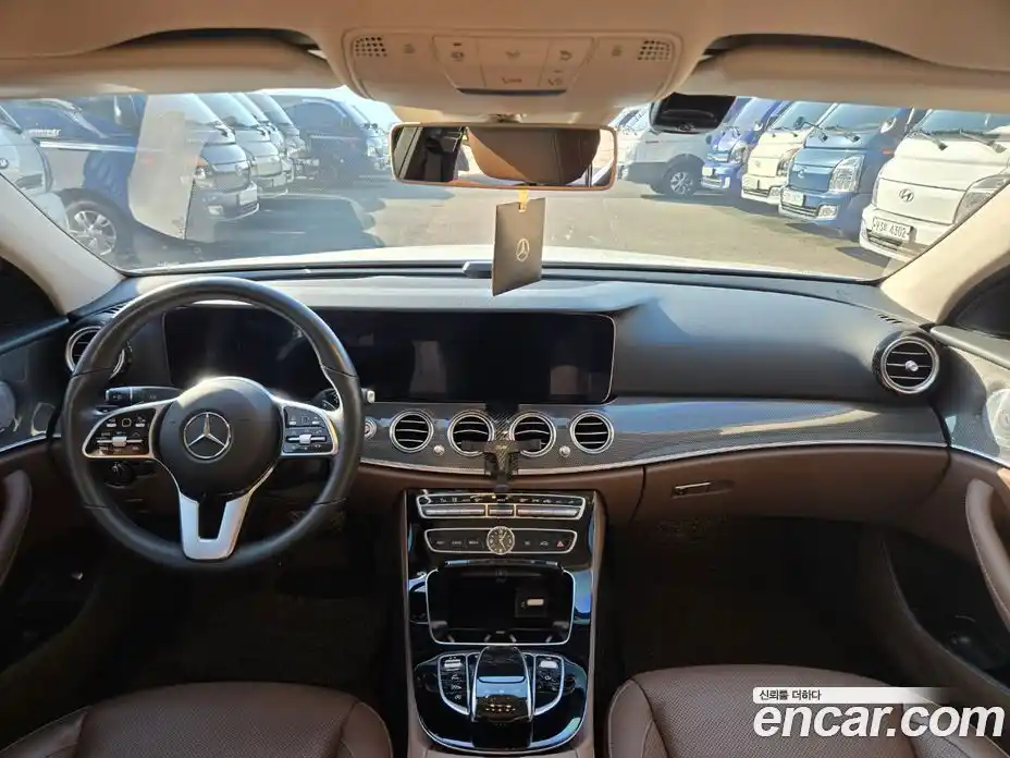 Mercedes-Benz E-Class 2019 2.0 автомат (гидро), фото 13
