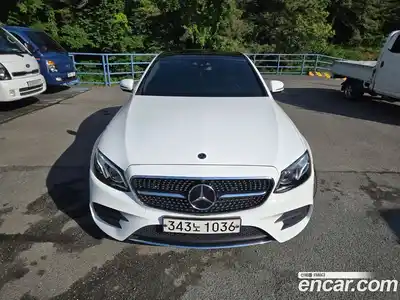 Mercedes-Benz E-Class 2019 2.0 автомат (гидро), миниатюра 3