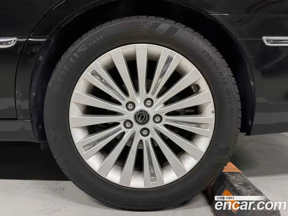 Kia Opirus 2011 3.3 автомат (гидро), фото 6