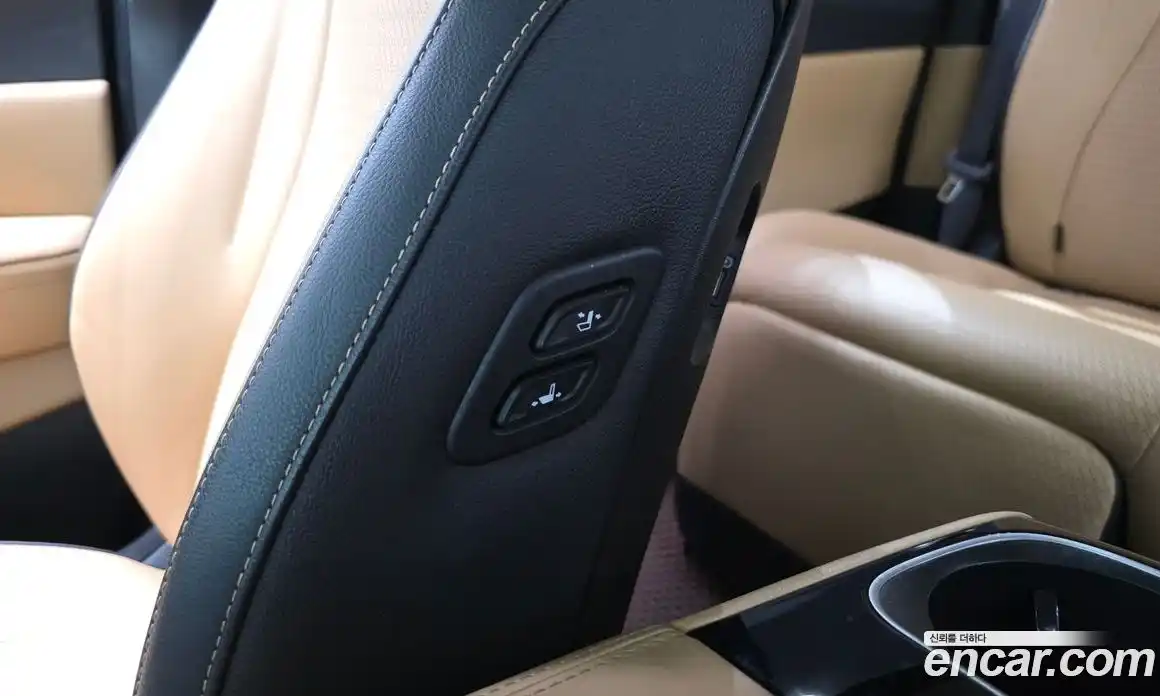 Kia Carnival 2023 3.5 автомат (гидро), фото 35