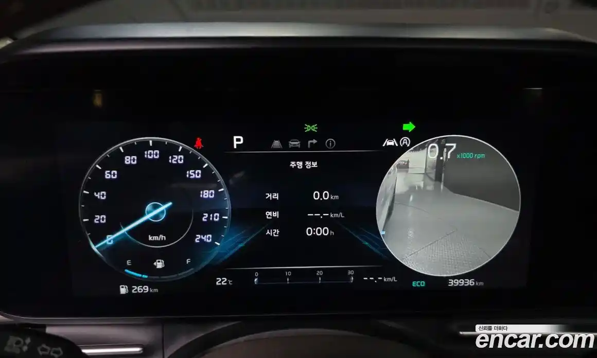 Kia Carnival 2023 2.2 автомат (гидро), фото 11
