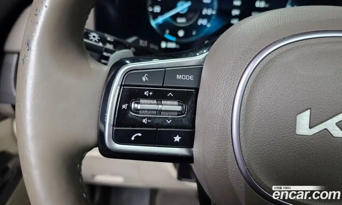 Kia Carnival 2023 2.2 автомат (гидро), фото 31