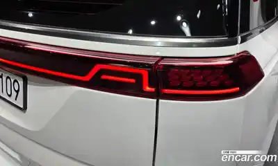 Kia Carnival 2023 2.2 автомат (гидро), миниатюра 9