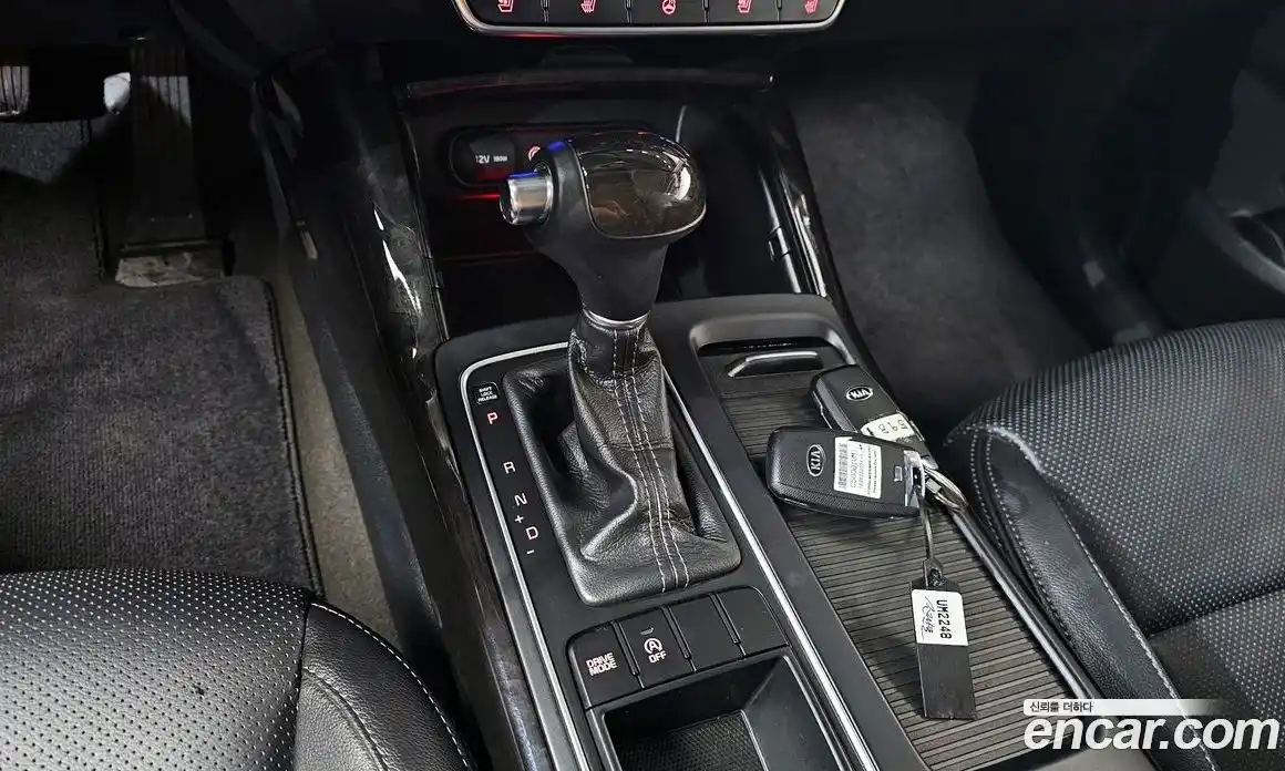 Kia Sorento 2015 2.0 автомат (гидро), фото 12