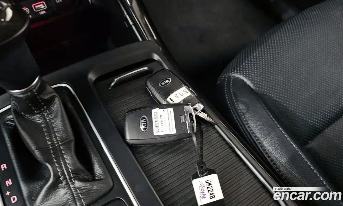 Kia Sorento 2015 2.0 автомат (гидро), фото 32
