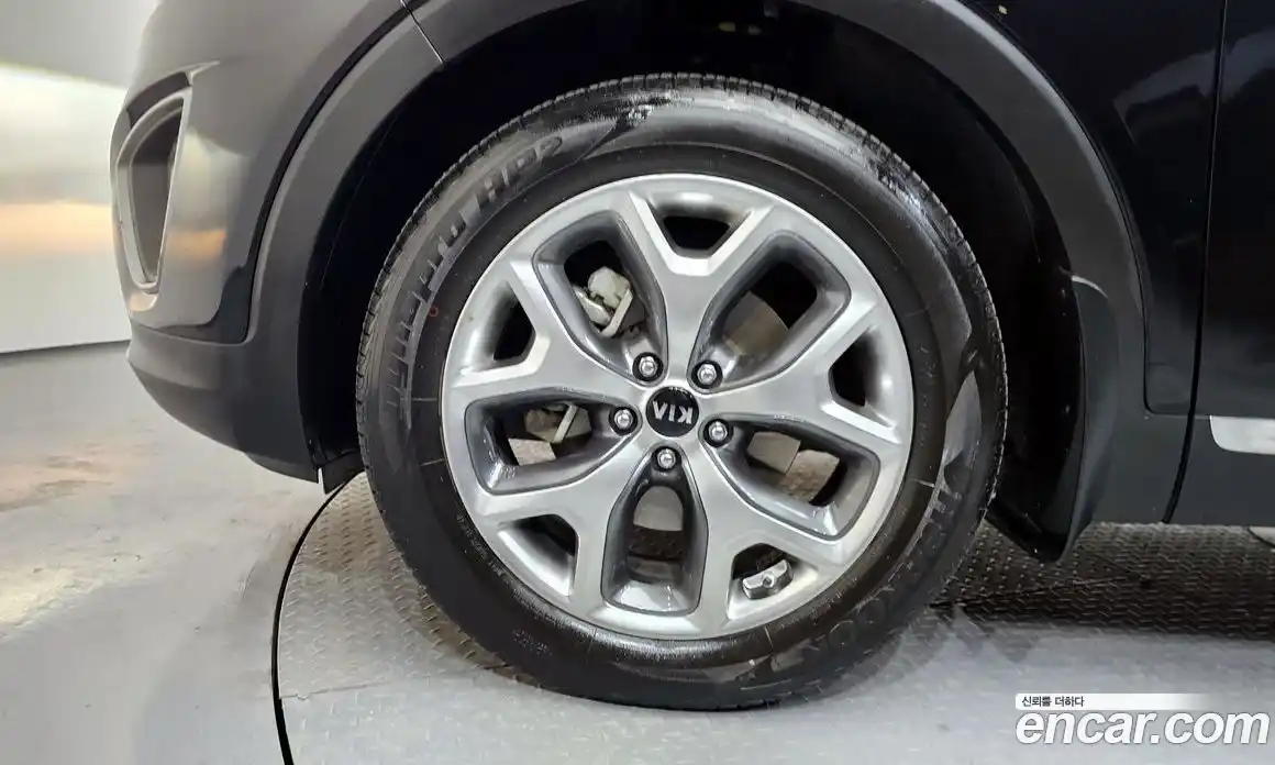 Kia Sorento 2015 2.0 автомат (гидро), фото 5