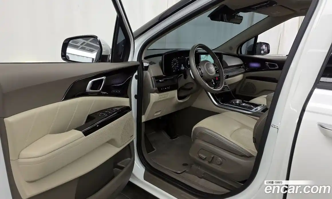 Kia Carnival 2023 2.2 автомат (гидро), фото 13