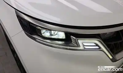 Kia Carnival 2023 2.2 автомат (гидро), миниатюра 8