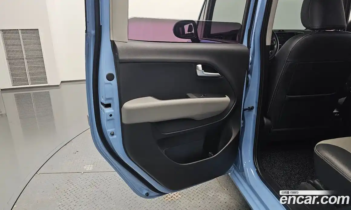 Kia Ray 2020 1.0 автомат (гидро), фото 14