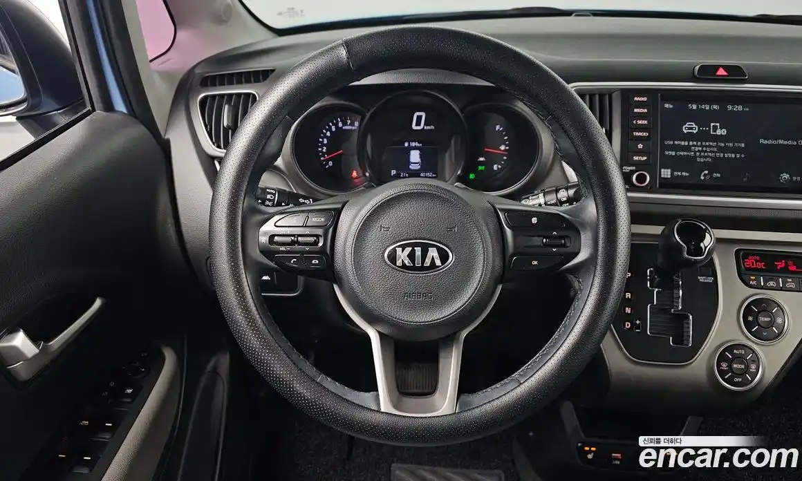 Kia Ray 2020 1.0 автомат (гидро), фото 18