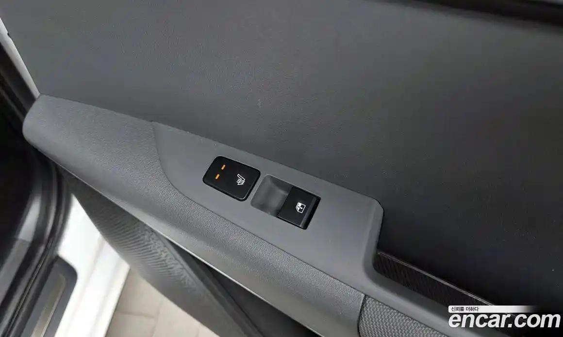 Kia Niro 2022 1.6 автомат (гидро), фото 25