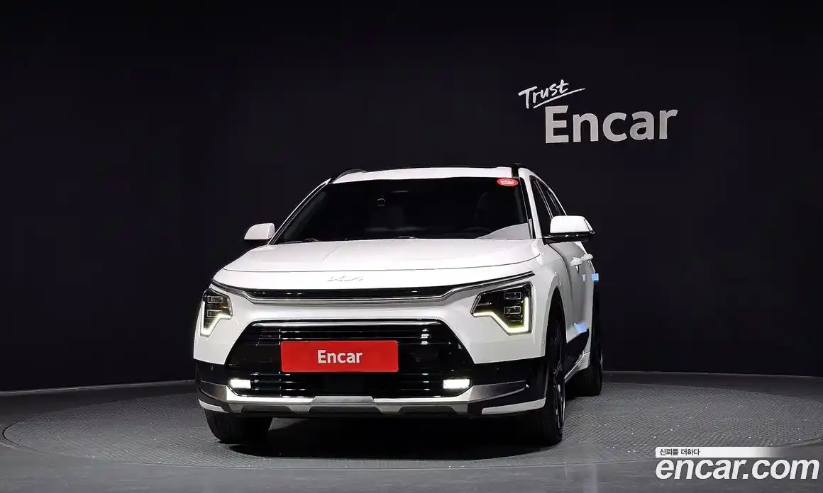 Kia Niro 2022 1.6 автомат (гидро), фото 3