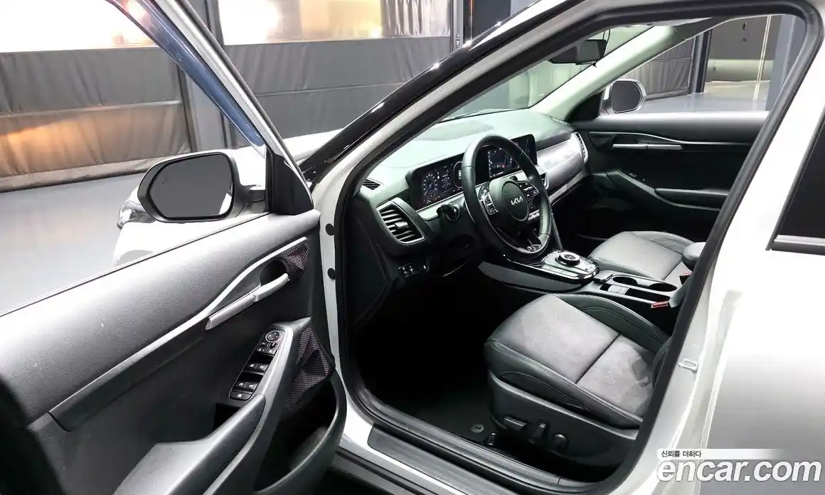 Kia Seltos 2023 2.0 автомат (гидро), фото 13