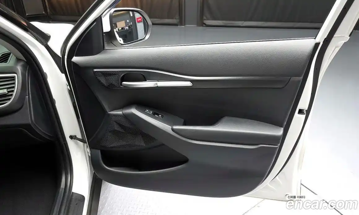 Kia Seltos 2023 2.0 автомат (гидро), фото 14