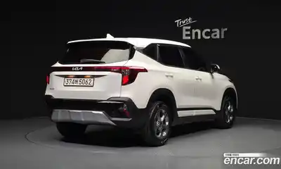 Kia Seltos 2023 2.0 автомат (гидро), миниатюра 2