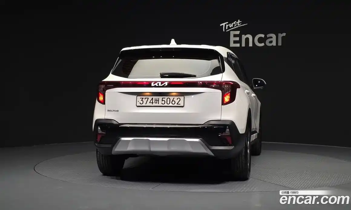 Kia Seltos 2023 2.0 автомат (гидро), фото 4