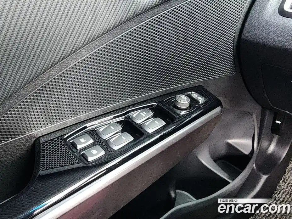 SsangYong TIBOLI 2019 1.5 автомат (гидро), фото 10