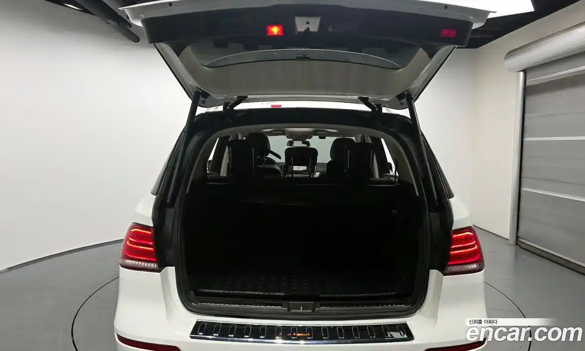 Mercedes-Benz GLE-Class 2018 3.0 гидро, фото 26 Mercedes-Benz GLE-Class 2018 3.0 гидро, фото 26