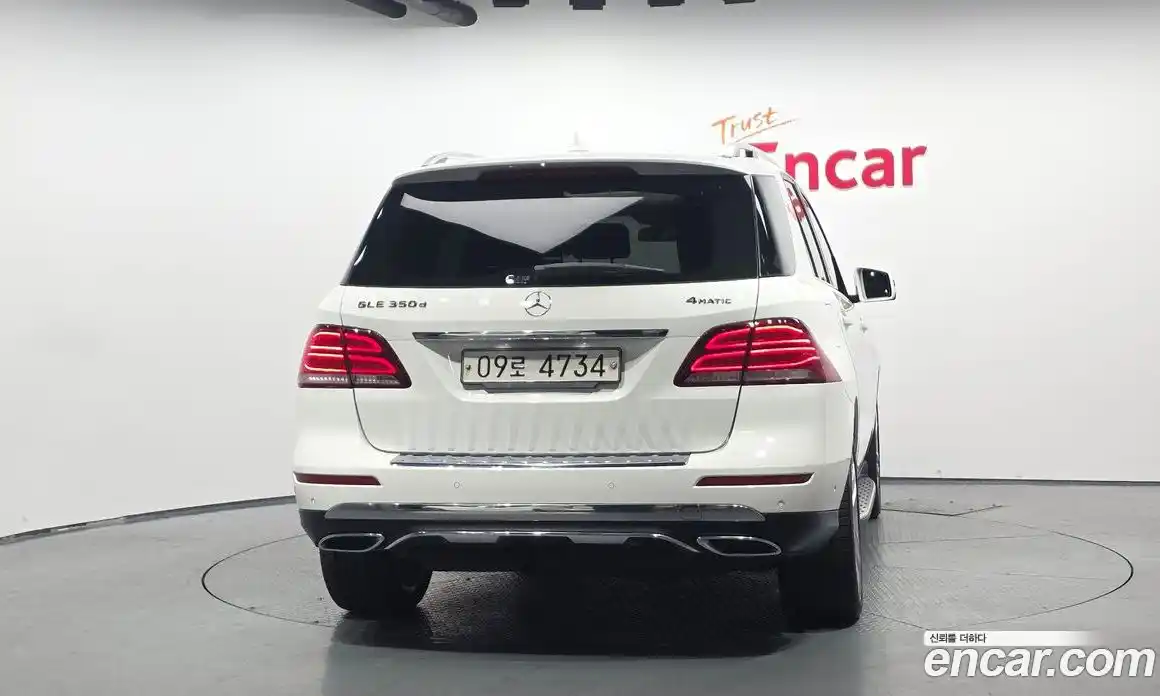 Mercedes-Benz GLE-Class 2018 3.0 гидро, фото 4 Mercedes-Benz GLE-Class 2018 3.0 гидро, фото 4