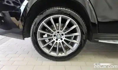 Mercedes-Benz GLS-Class 2017 4.7 гидро, миниатюра 5 Mercedes-Benz GLS-Class 2017 4.7 гидро, миниатюра 5