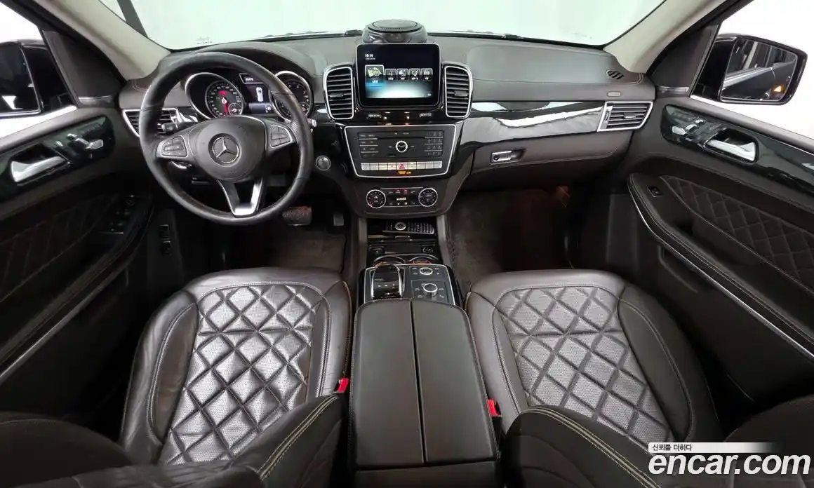 Mercedes-Benz GLS-Class 2017 4.7 гидро, фото 10 Mercedes-Benz GLS-Class 2017 4.7 гидро, фото 10