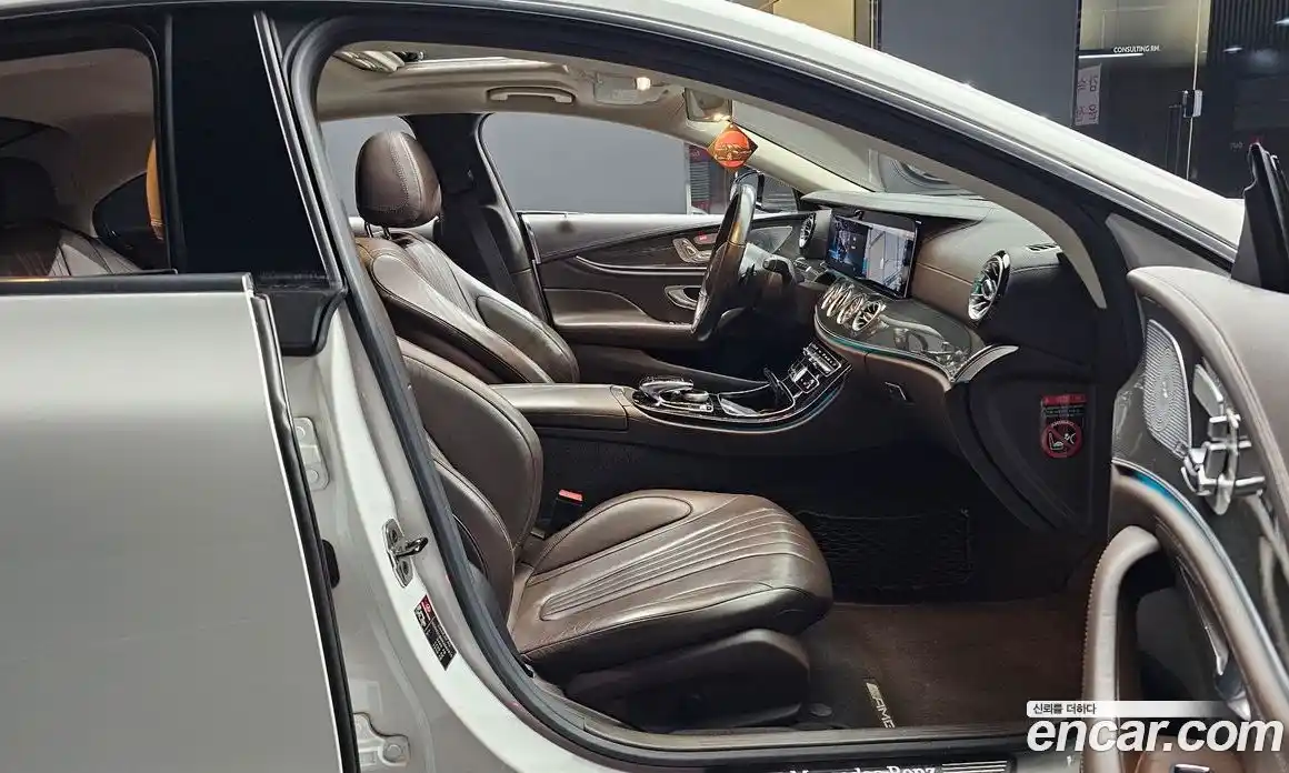 Mercedes-Benz CLS-Class 2019 1.9 гидро, фото 17