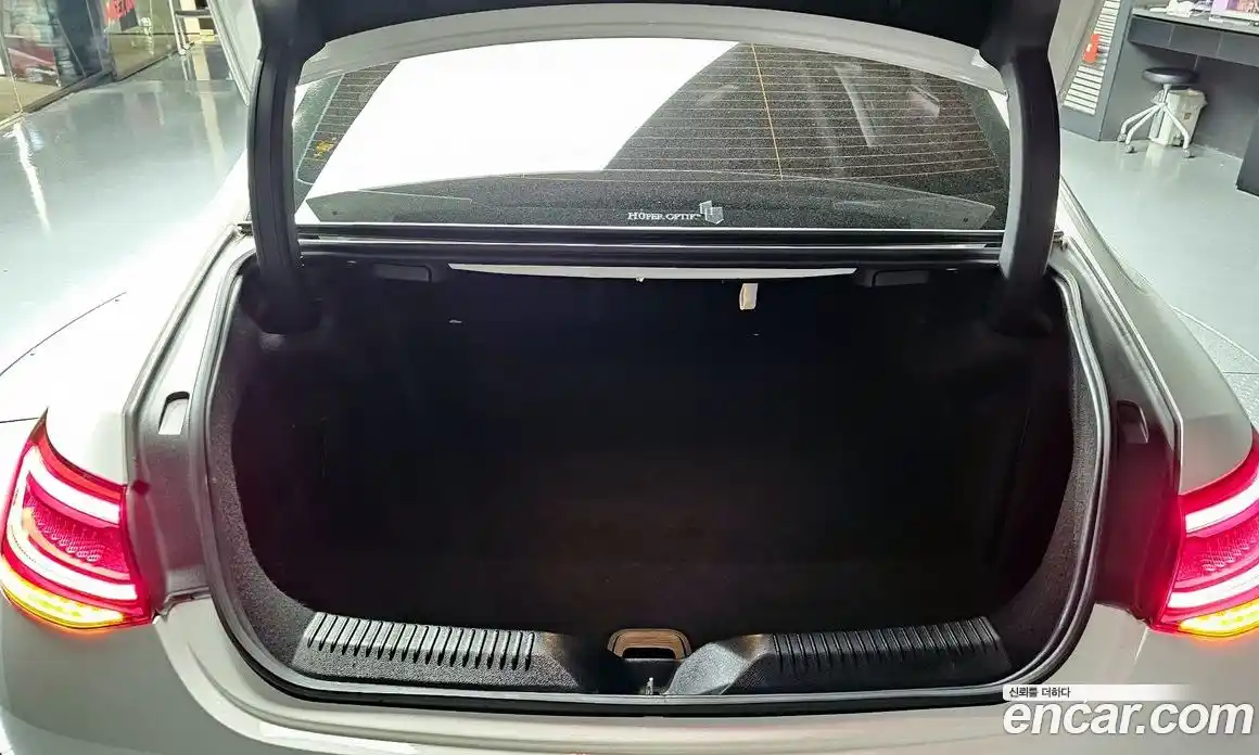 Mercedes-Benz CLS-Class 2019 1.9 гидро, фото 27