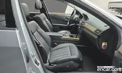 Mercedes-Benz E-Class 2010 3.0 автомат (гидро), миниатюра 11