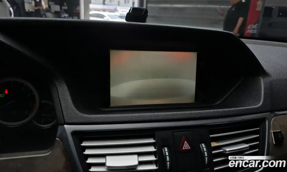 Mercedes-Benz E-Class 2010 3.0 автомат (гидро), фото 14