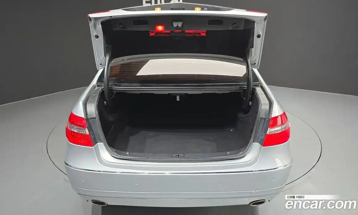 Mercedes-Benz E-Class 2010 3.0 автомат (гидро), фото 20