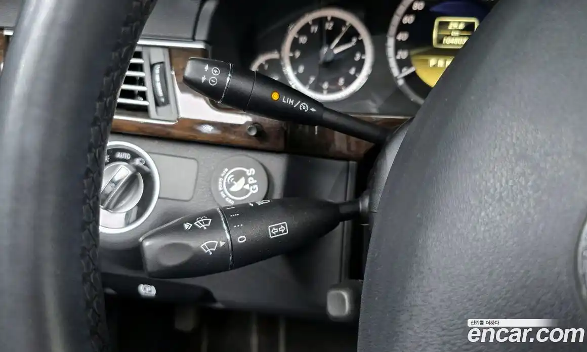 Mercedes-Benz E-Class 2011 1.8 автомат (гидро), фото 19
