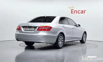 Mercedes-Benz E-Class 2011 1.8 автомат (гидро), миниатюра 2