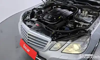 Mercedes-Benz E-Class 2011 1.8 автомат (гидро), миниатюра 6