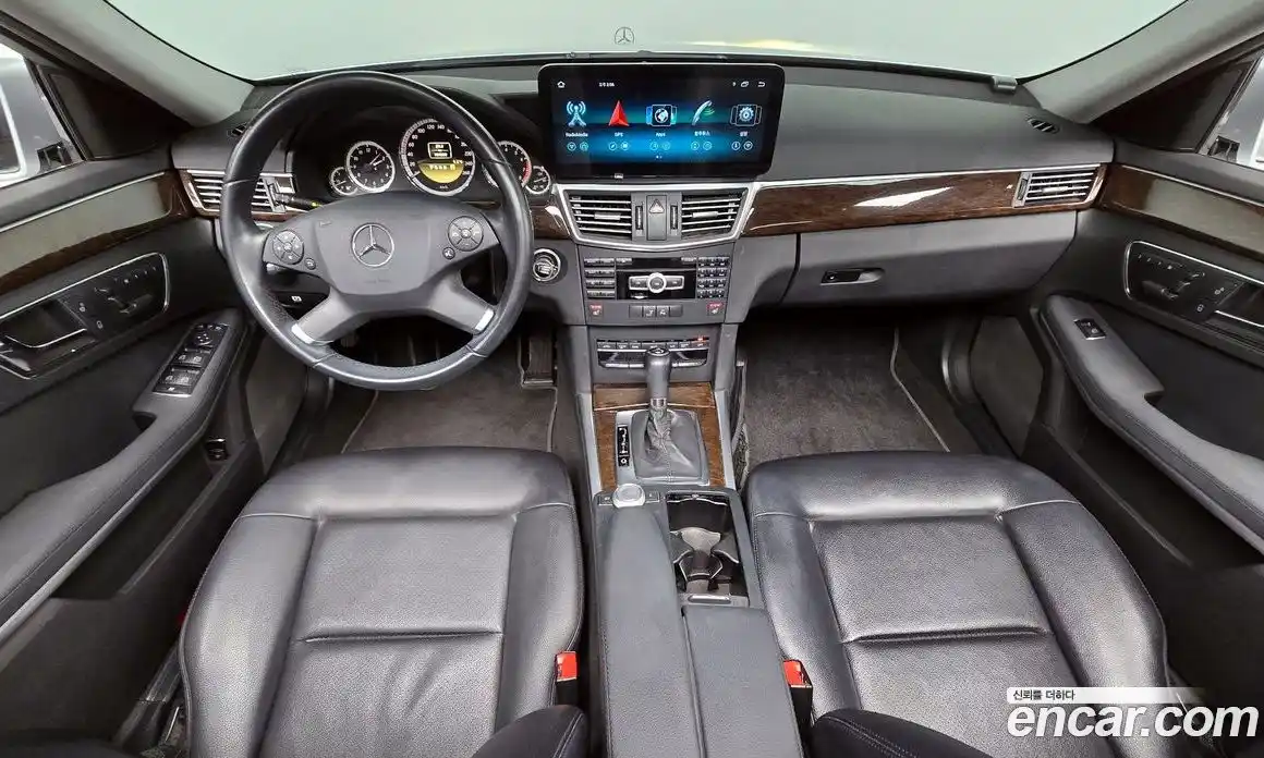 Mercedes-Benz E-Class 2011 1.8 автомат (гидро), фото 7