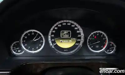Mercedes-Benz E-Class 2011 1.8 автомат (гидро), миниатюра 8