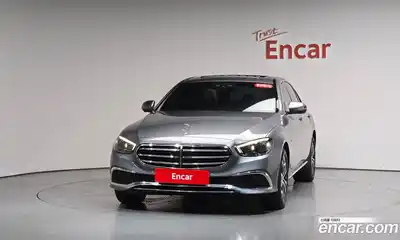Mercedes-Benz E-Class 2020 2.0 автомат (гидро), миниатюра 2