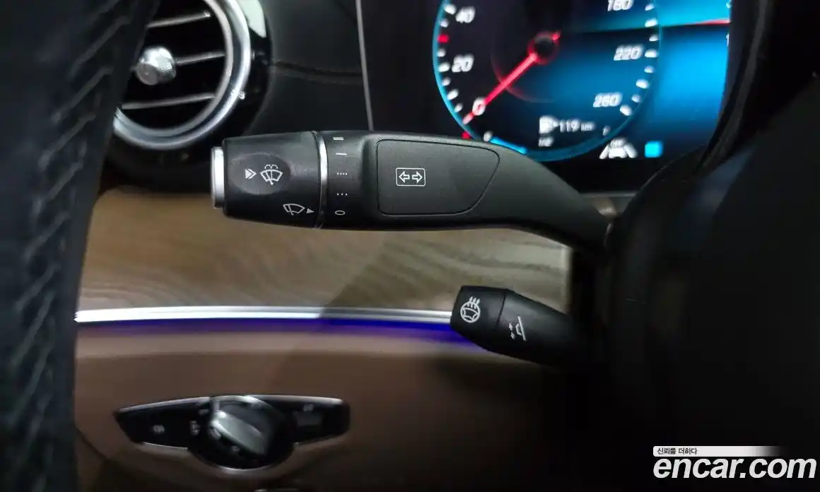 Mercedes-Benz E-Class 2020 2.0 автомат (гидро), фото 24