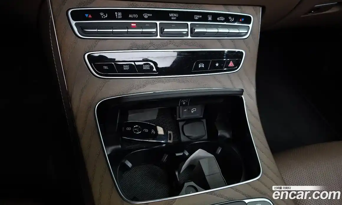 Mercedes-Benz E-Class 2020 2.0 автомат (гидро), фото 28