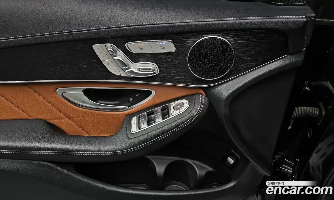 Mercedes-Benz GLC-Class 2022 2.0 гидро, фото 19 Mercedes-Benz GLC-Class 2022 2.0 гидро, фото 19