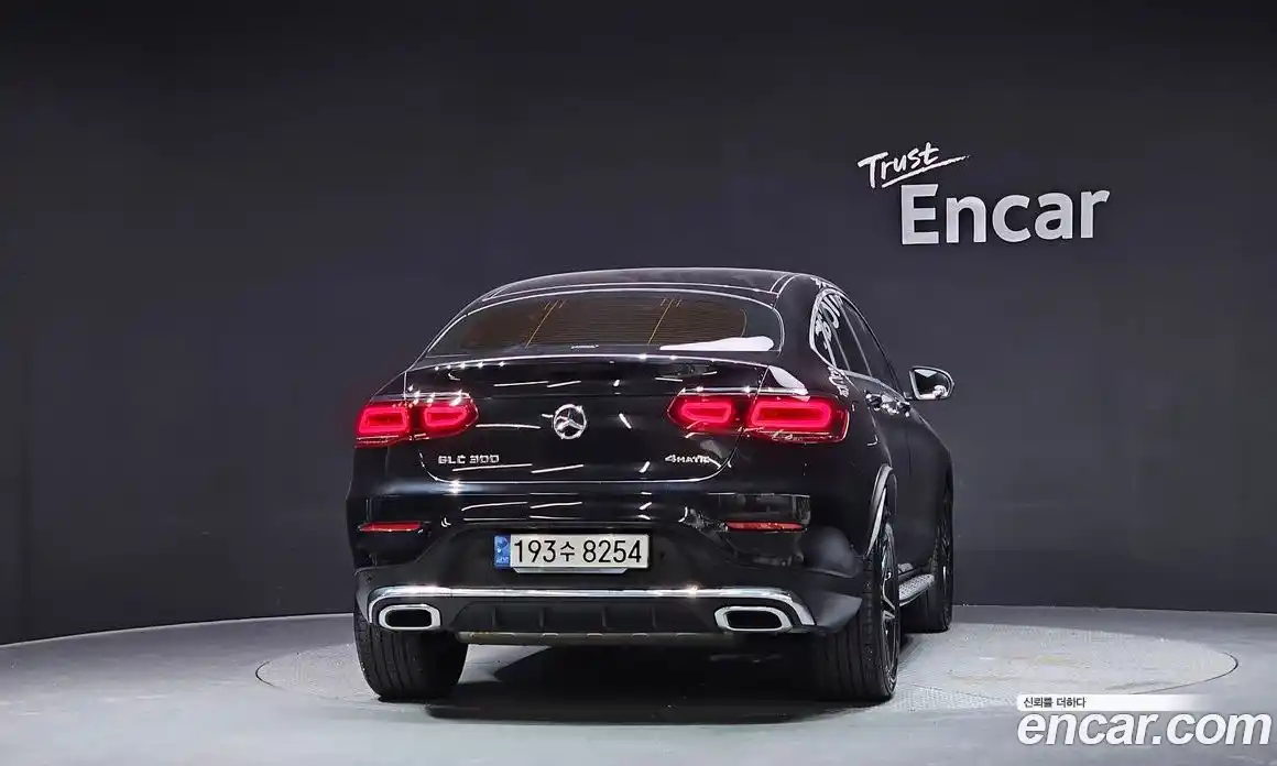 Mercedes-Benz GLC-Class 2022 2.0 гидро, фото 4 Mercedes-Benz GLC-Class 2022 2.0 гидро, фото 4
