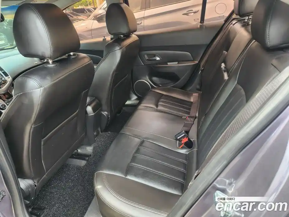 Chevrolet Cruze 2011 1.8 автомат (гидро), фото 13