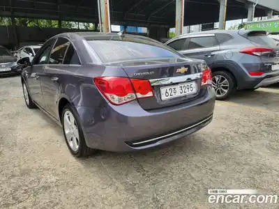 Chevrolet Cruze 2011 1.8 автомат (гидро), миниатюра 5