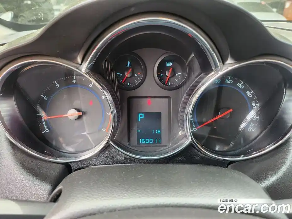Chevrolet Cruze 2011 1.8 автомат (гидро), фото 8